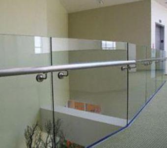 Boost clarity to your interiors with the top-notch residential Glass railings systems