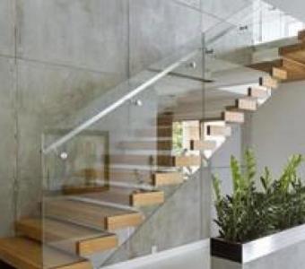 Modernize Your Home: Glass Stairs in Florida, California & Washington