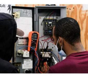 Electrical technicians and electricians what sets them apart