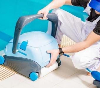 Contact Pool Side Northeast for Professional Pool Cleaning Services Near Me