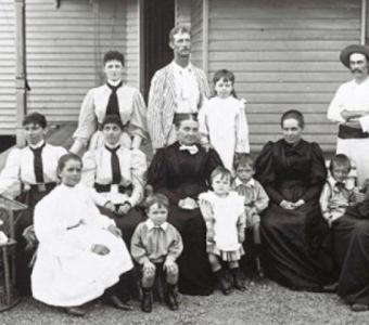 Unlocking Your Heritage: Accessing Online Genealogy Data