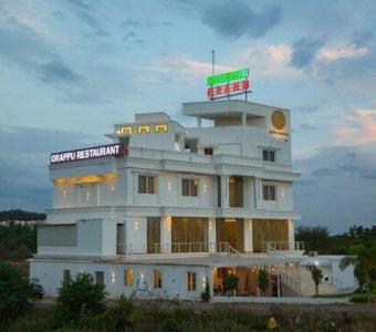 Highway Dining experience in Melur-Orappu Restaurant