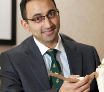 Discovering the Expertise of Knee Professor Chinmay Gupte in London