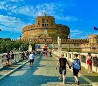 river cruise in rome