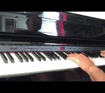 Personalized Piano Lessons in Zurich | Antonov Klavier