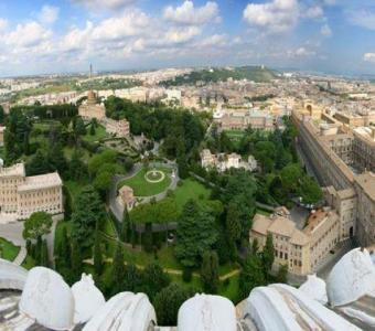 Gain priority access and skip the lines with our customized Vatican Tours