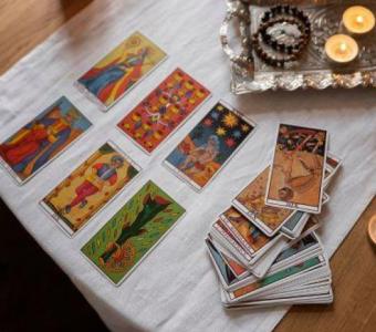 Discover Your Destiny with Tarot in Kolkata