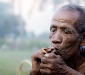 Overcoming Tobacco Addiction in India: Prevalence & Solutions